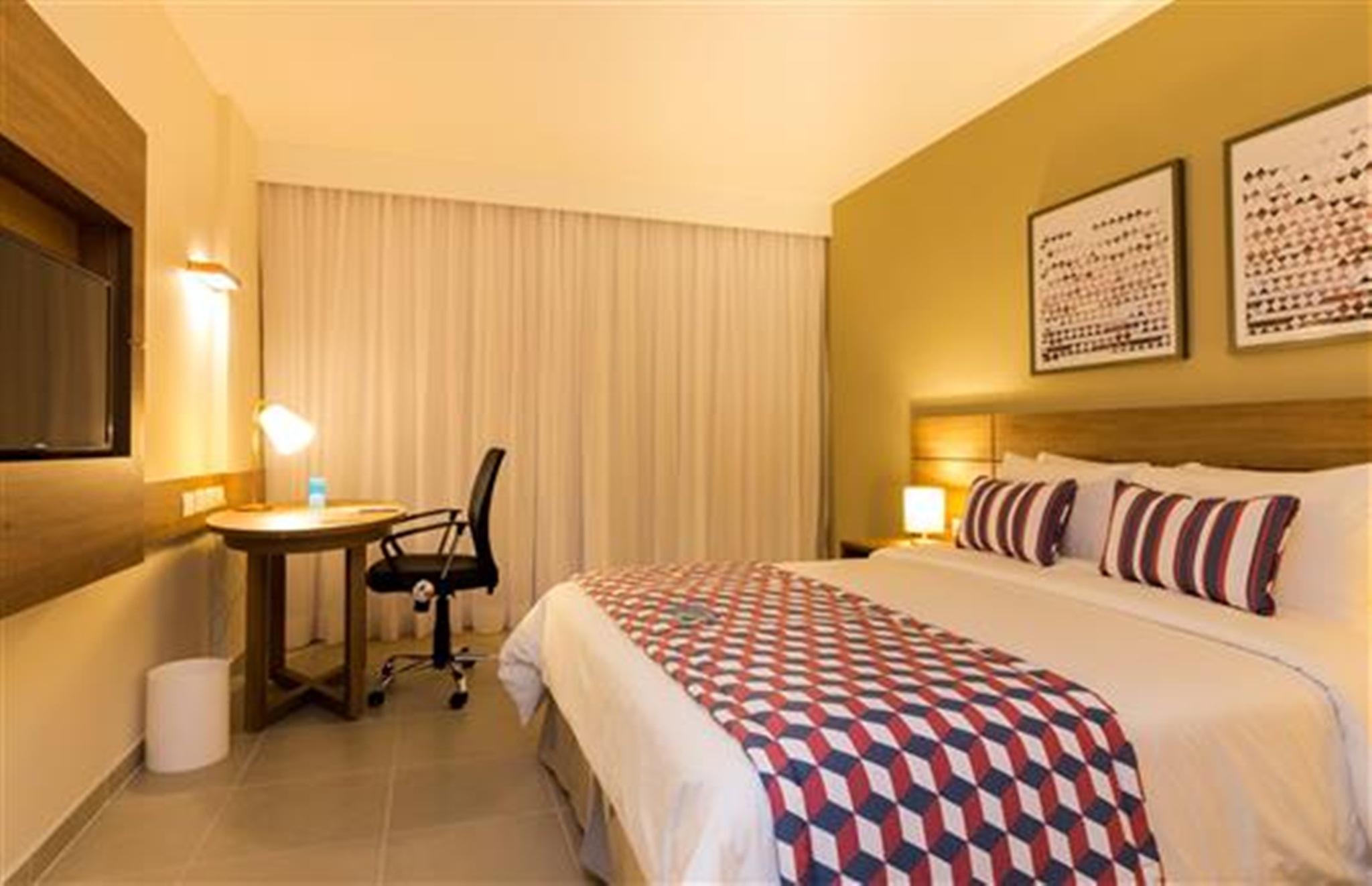 Tulip Inn 坎波斯多斯戈塔卡兹 外观 照片