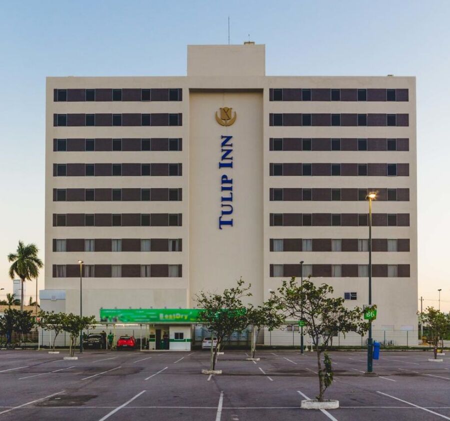 Tulip Inn 坎波斯多斯戈塔卡兹 外观 照片